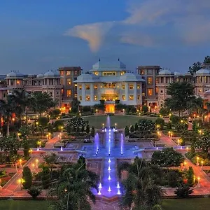 5* Resort Orient Taj N