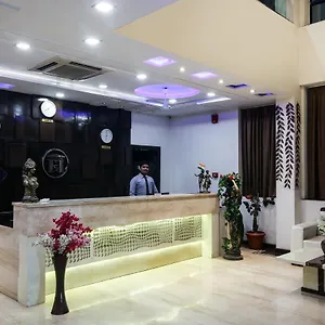 3* Hotel Madhushrie